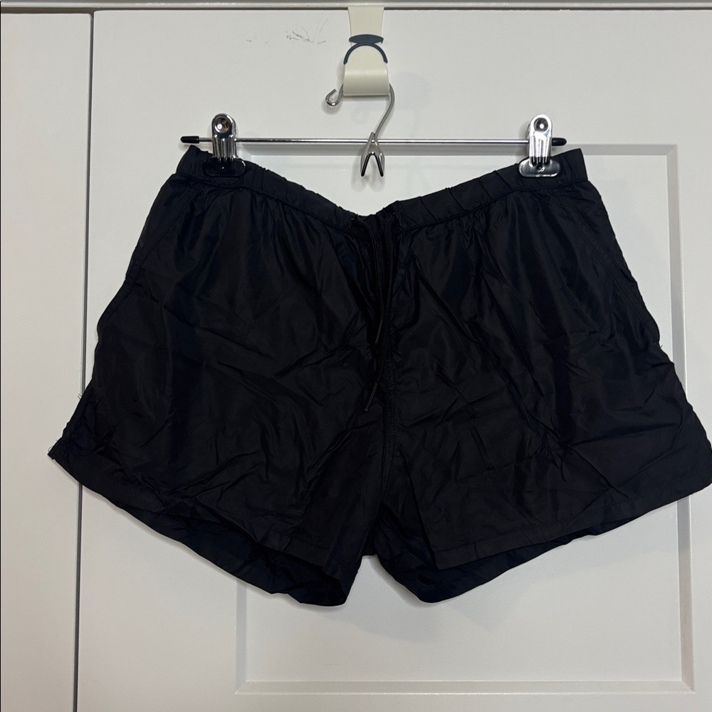 ✨ANY 2 FOR 15 ANY 3 FOR 20✨- H&M Black Men's Swim Shorts